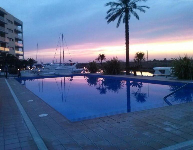 Atico En Port Gran * Roses